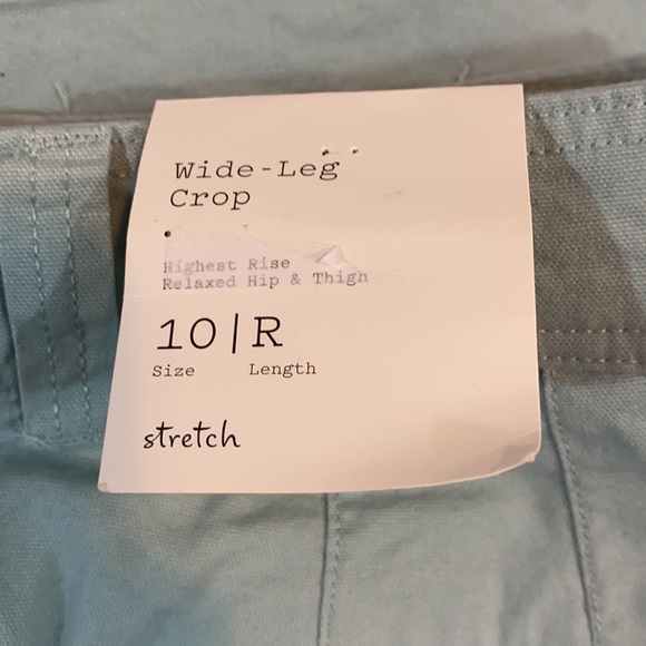 Wide Leg Crop Stretch Pant - Picture 3 of 5